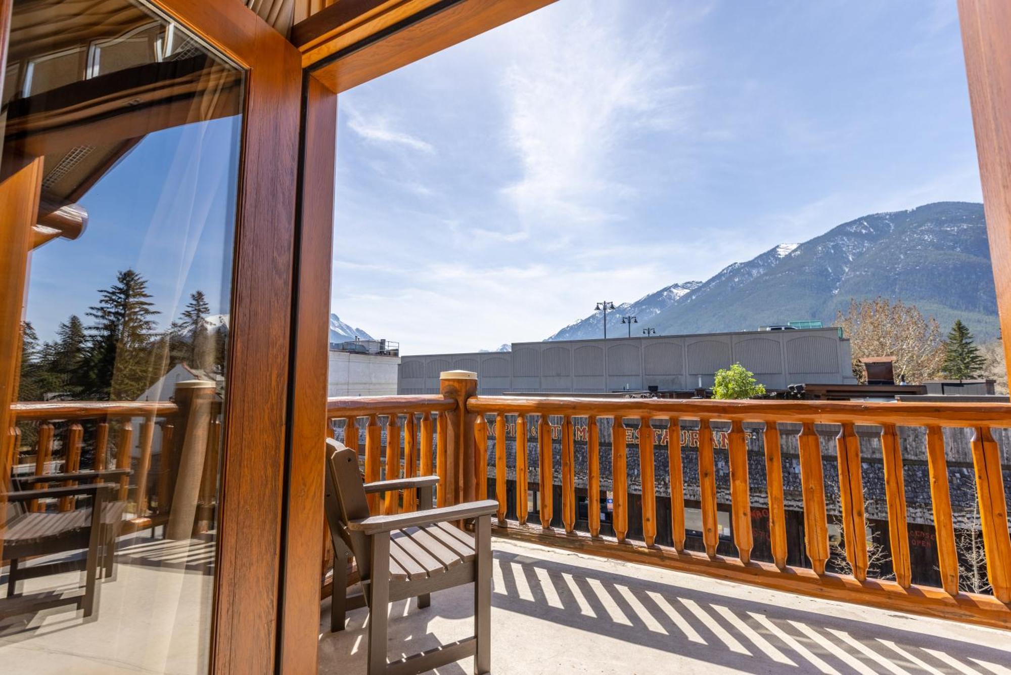 Brewster Mountain Lodge Banff Dış mekan fotoğraf