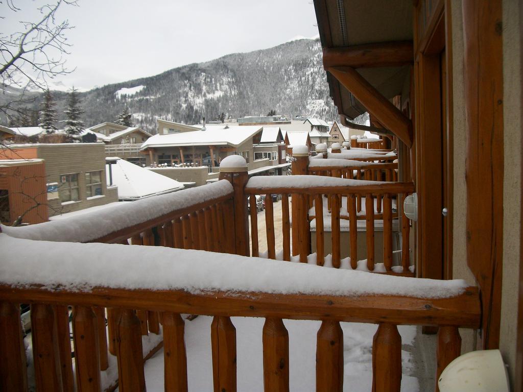 Brewster Mountain Lodge Banff Dış mekan fotoğraf